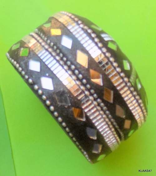 Metal Lidded Decorative Trinket Box