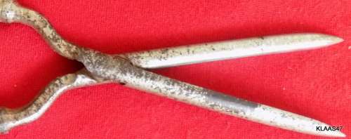 Vintage - Wood and Metal Glove Stretcher