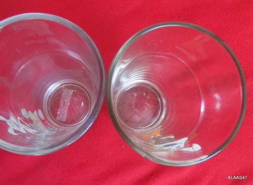 Vintage Caltex White Rabbit (Collectors glasses) - 2  - Scuba diver and Surfer Rabbits