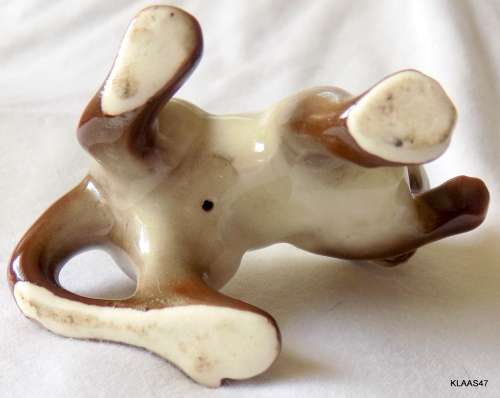 Vintage Porcelain Cat Ornament with No makers mark