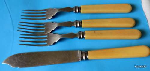 Vintage - 3  Fish Forks and 1  Fish Knife (?Bone handle)