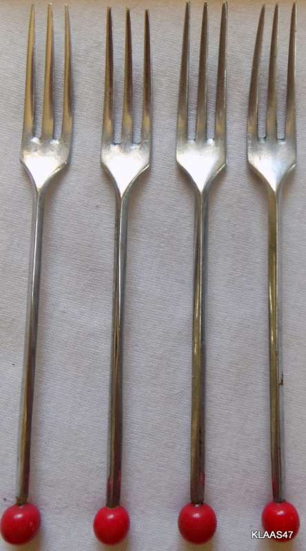 Vintage - 3 Prong Long Handle Forks (4) Red bead top