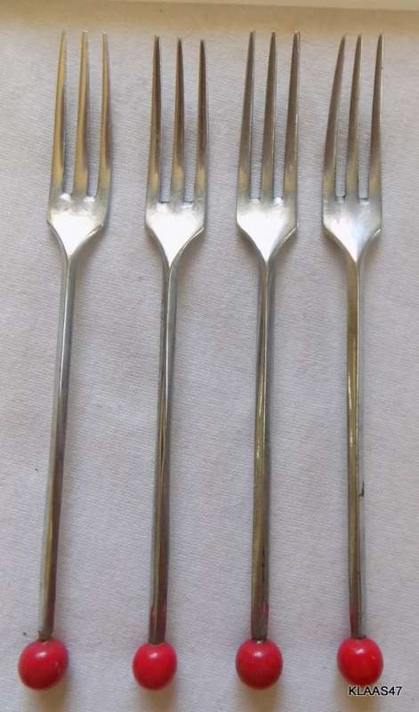Vintage - 3 Prong Long Handle Forks (4) Red bead top