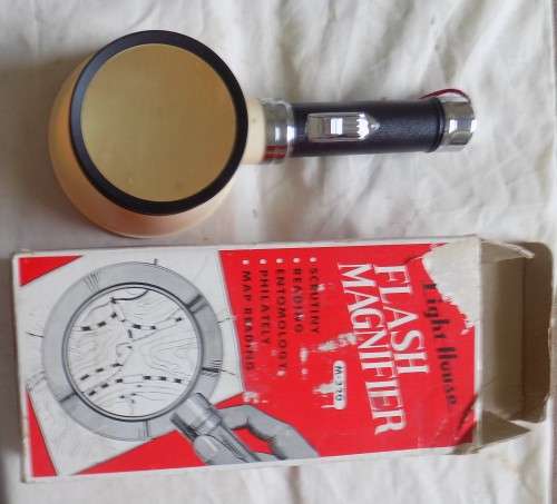 Vintage - LightHouse - Flash Magnifier - Original Box - M-320 - Made in Japan