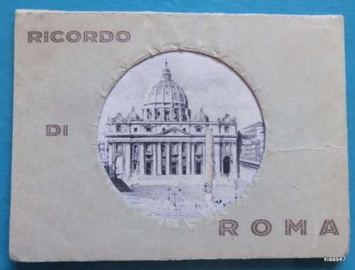 Vintage - Ricordo di Roma - Souvenir - 12 small black and white joined pictures in a cover 9.7x7cm