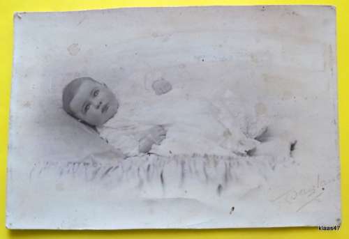 Vintage - Signed Baby portrait