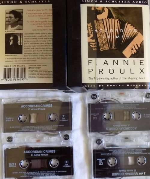 Accordion Crimes  - E. Annie Proulx - 4 cassette tapes - Simon and Schuster Audio
