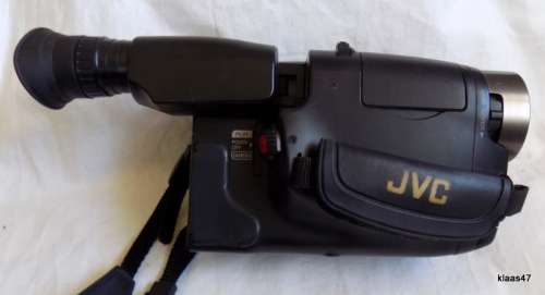 JVC 18x Hyper Zoom Quick Response AF - Videomovie Model No. GR-AX337E