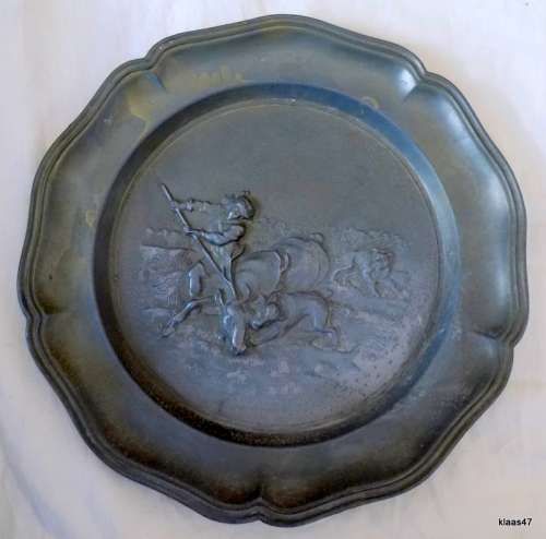 Vintage European Pewter Wall Plate with Hunting Scene