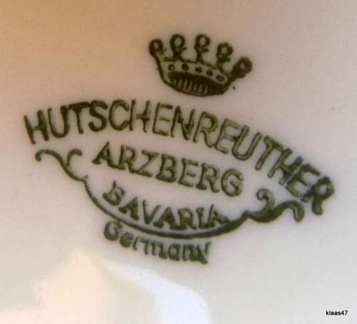 Hutschenreuther - Arzberg - White Side Plates with Gold Trim - 19.3cm Diameter