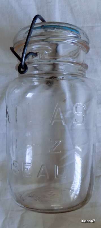 Vintage - Atlas E-Z Seal - Wire Clasp - Mason Jar - Complete with Original glass top