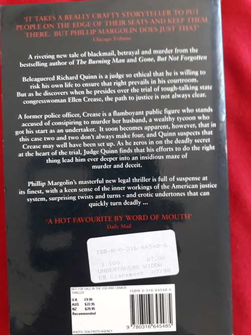 The Undertaker`s Widow - Phillip M. Margolin - Paperback