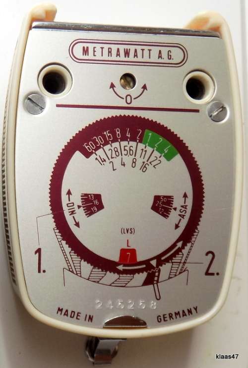 Vintage - Horvex 3 - Light Meter - Metrawatt A.G. - Made in Germany - In case - no strap