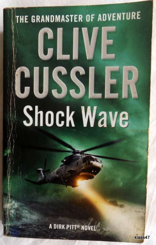 Schock Wave - Clive Cussler  - Paperback (A Dirk Pitt Novel)