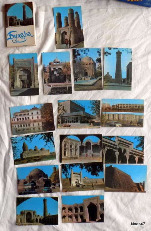 Souvenir - Bukhara - 16 Postcard size photos - in Folder - Printed 1975