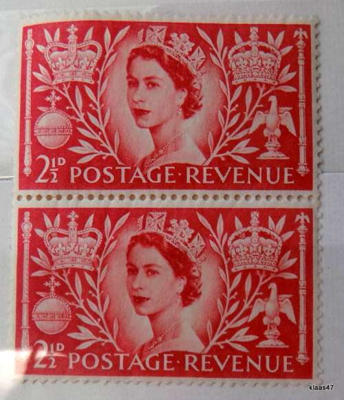Britain - Queen Elizabeth II - 2 1/2d Red - Pair