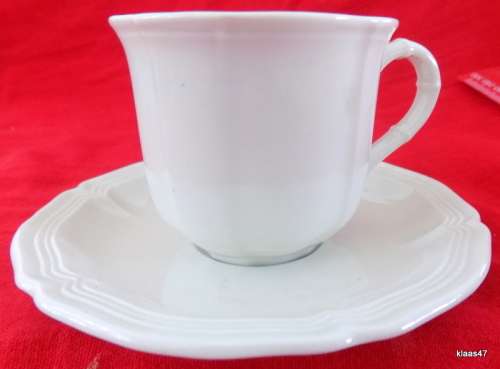 Villeroy Boch - Manoir - (VitroPorcelain, Luxembourg) - Espresso Cup and Saucer  (100ml)