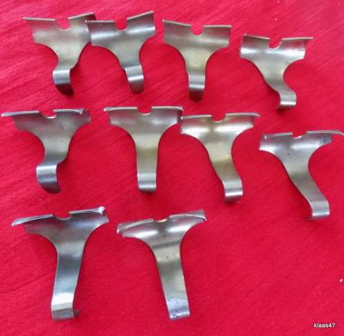 10Pcs - Metal Picture Photo Frame Hanger - S Shape Rail Moulding Hanging Hooks