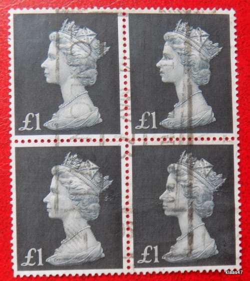 GB - Block of 4 - 1 Pound stamps - used - previously hinged