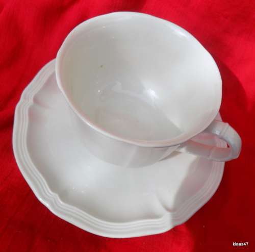 Villeroy and Boch: Manoir - Tea Cup and Saucer (200ml) - (VitroPorcelain, Luxembourg)