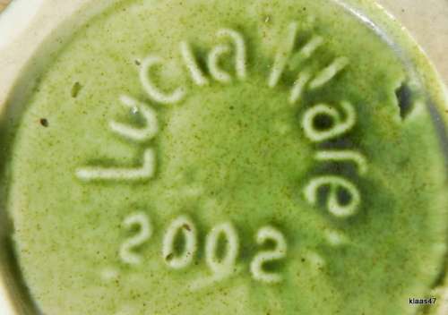 Small Green Lucia Ware vase - No 2002 - 9cm High - 8.5cm Top Diameter