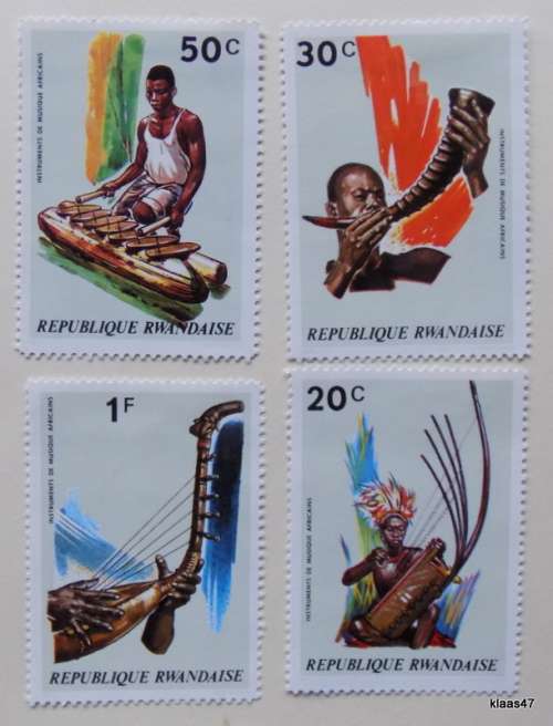 Rwanda - 1973 - Musical instruments - 4 unused hinged stamps