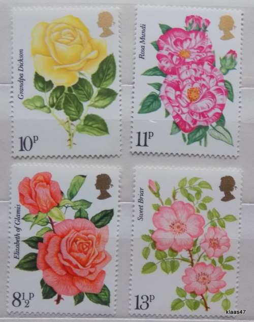 GB - 1976 - Roses  (Centenary of Royal Rose Society) - Set of 4 unused stamps