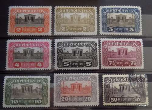 Austria - 1919-21 - Parliament Building Vienna - Set of 9 Mixed (1)Used and (8)Unused hinged stamps