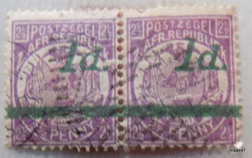Zuid Afrikaansche Rep - 1895 - Pair of 1d surcharge (green) on 2 1/2d stamp (Used hinged)