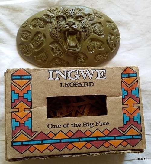 Leopard - Ingwe - Belt Buckle Designed by Danie de Jager in Cold Cast Bronze