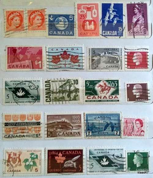 Canada - Mixed Lot of 22  Used (some Hinged) stamps