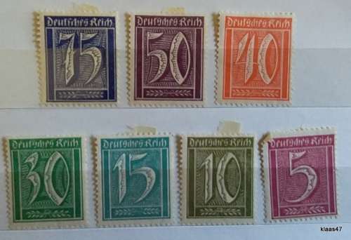 Germany - Deutsches Reich -1921/22 - Large Number Definitive - 7 Unused Hinged stamps