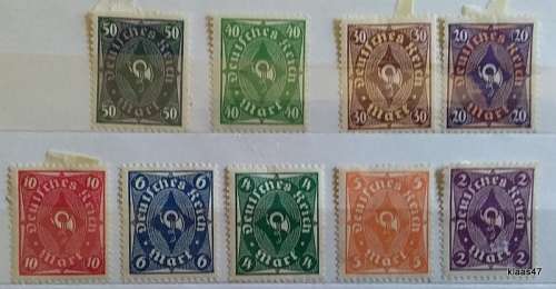 German Reich - 1921/2 - Post Horn - 9 Unused Hinged stamps