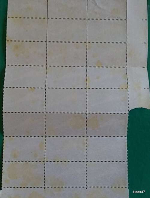 GB - 1969 - Partial Sheet 24 Unused stamps (Folded)