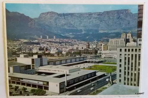 Post Card - 1970`s - Cape Town Railway Station - Date stamp 17 X 72