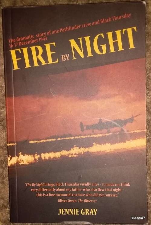 Fire by Night - Jennie Gray - Paperback