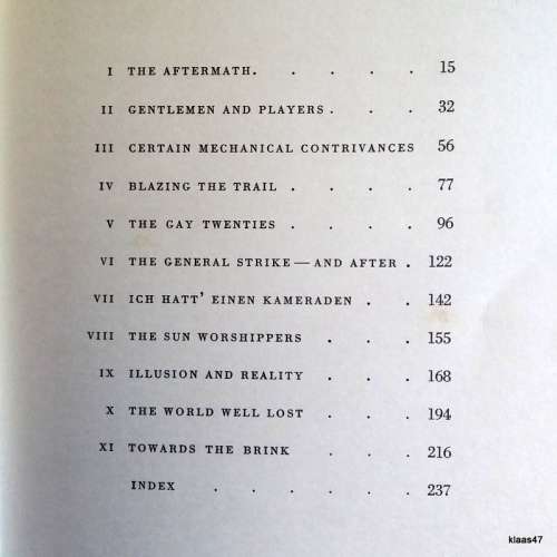 Between the Wars - James Laver - Hardcover
