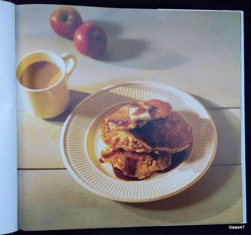 Apples - Robert Berkley - Hardcover (A Cook Book)