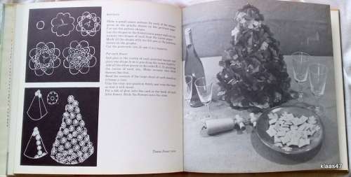 Making Paper Flowers - Suzy Ives - Hardcover