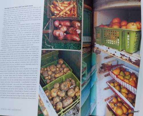 Grow Your Own - Eat Your Own - Bob Flowerdew - Hardcover
