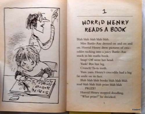 A Giant Slice of Horrid Henry (3 Books in 1) - Francesca Simon - Paperback