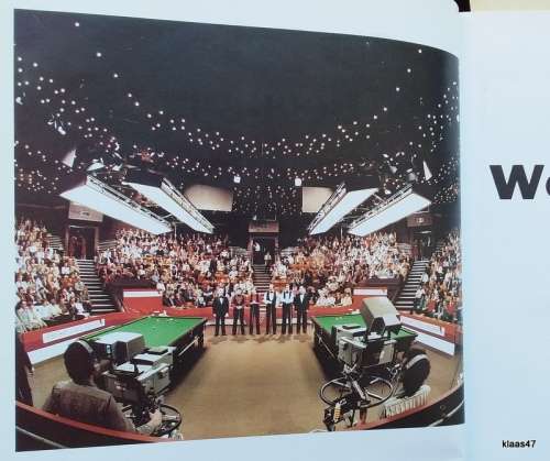 The Embassy Book of World Snooker - Clive Everton - Hardcover
