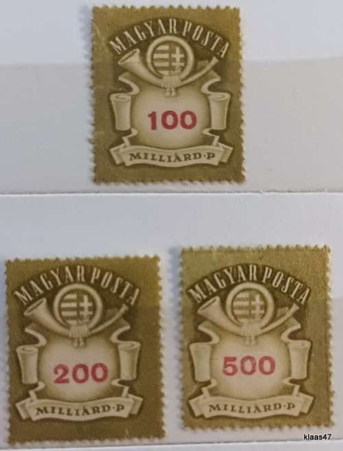 Hungary - 1946 - Arms and Post Horn - 3 Unused Hinged stamps