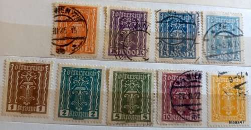 Austria - 1922/4 - Symbolic Definitive Wheat Symbol - 6 Used and 3 Unused (all Hinged) stamps