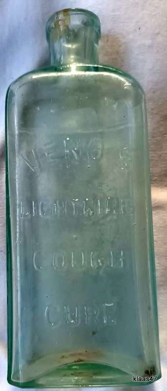 Veno`s Lightning Cough Cure - Vintage glass bottle -