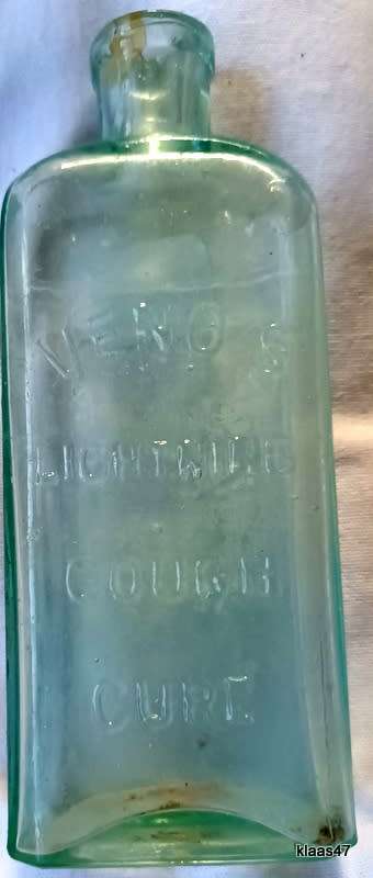 Veno`s Lightning Cough Cure - Vintage glass bottle -