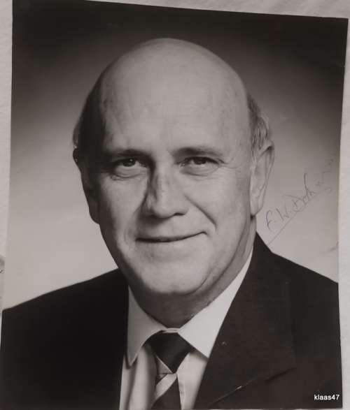 Large Black and White Unframed Photo of F W de Klerk
