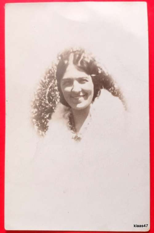 Vintage Photo Post Card - K LTD - Portrait of a lady
