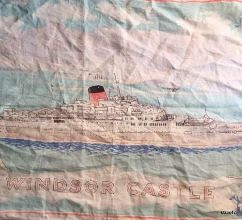 Windsor Castle - Souvenir - Printed on Pure Irish Linen (Ulster) - 77x48cm