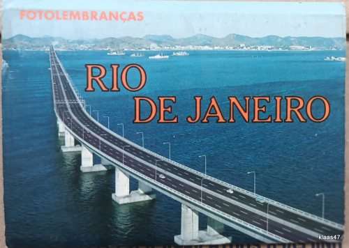 Rio de Janeiro - Souvenir Folder with 10 folded Postcard size colour photos
